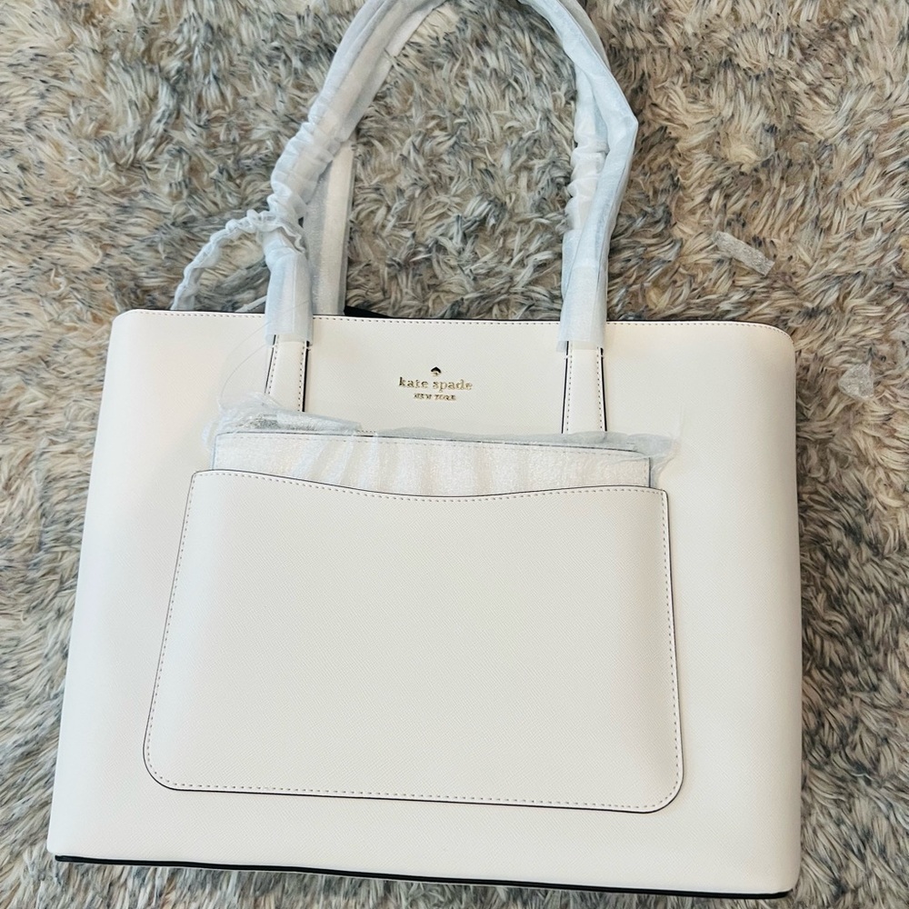 Beautiful, brand new Kate Spade shoulder bag